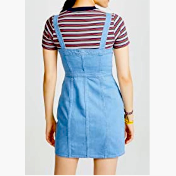 BB Dakota Jean Light Blue overall dress *worn once* Size 4 so cute and comfy - Picture 4 of 9